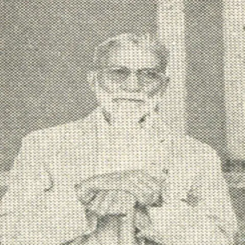 Mahendra Pratap , Raja